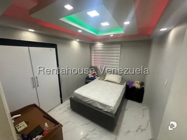 Apartamento en Las Delicias de Sabana Grande, Caracas – 15