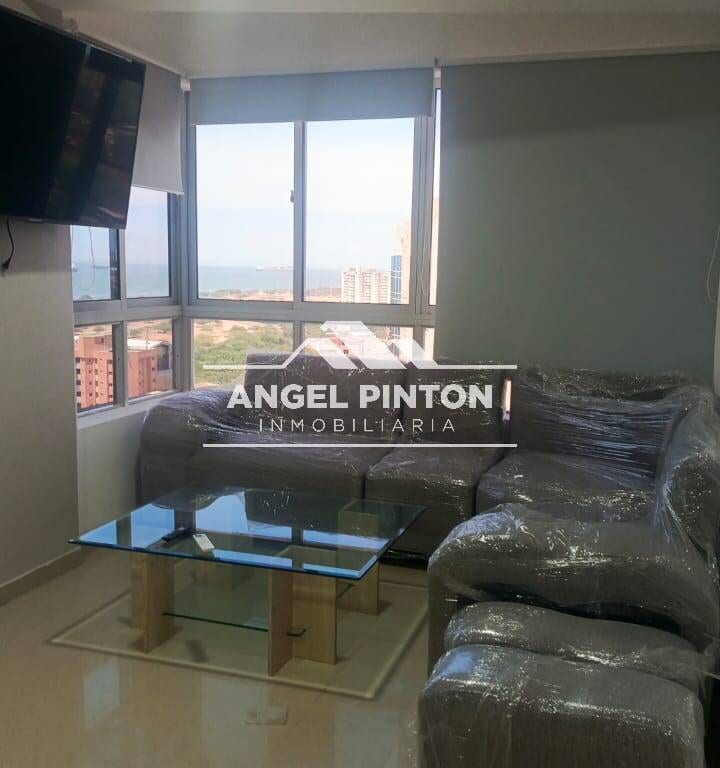 Apartamento en Avenida El Milagro, Maracaibo - 1