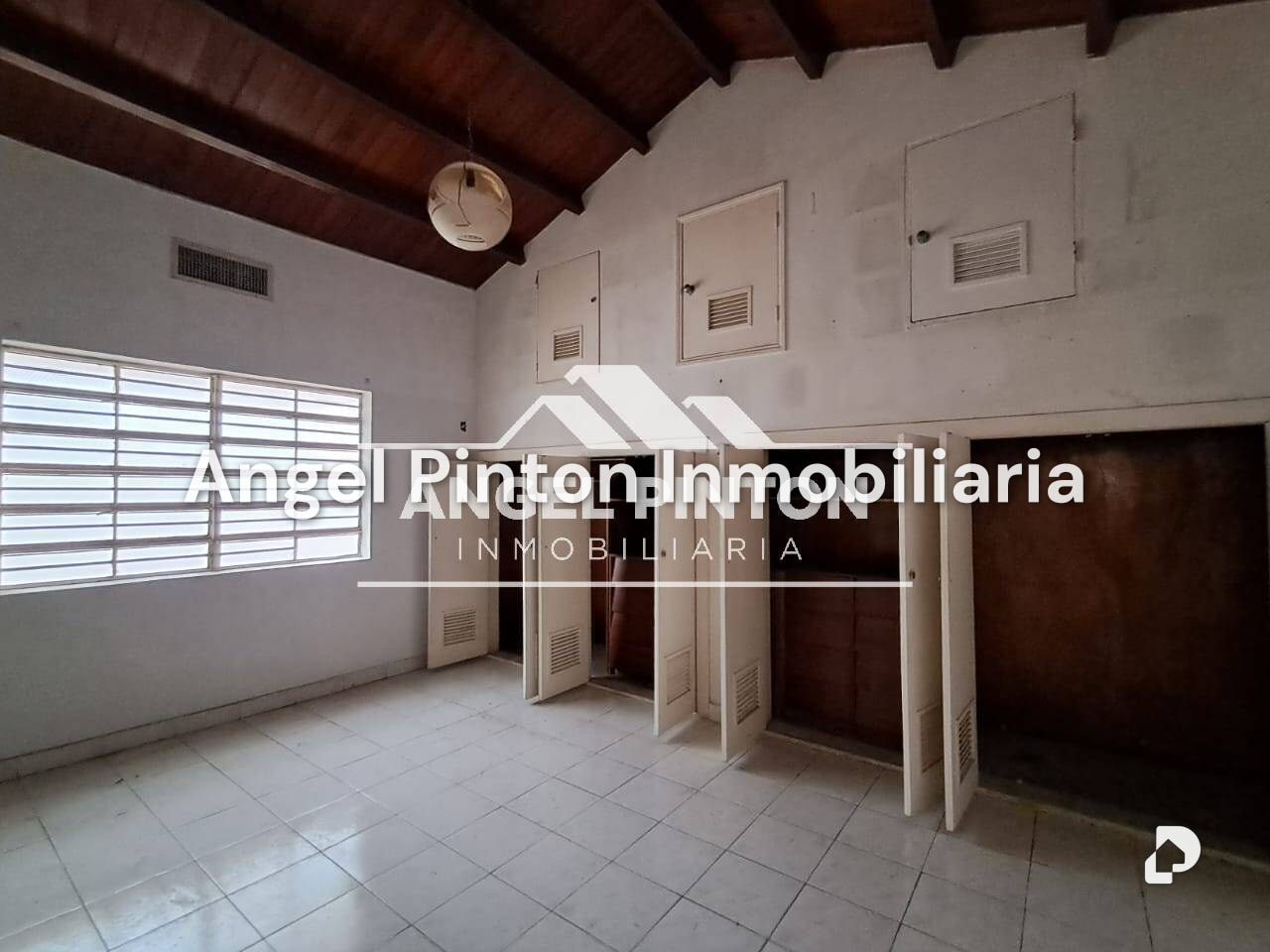Local comercial en Santa María, Maracaibo – 3