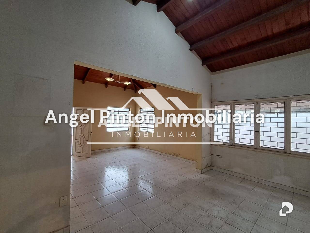 Local comercial en Santa María, Maracaibo – 14