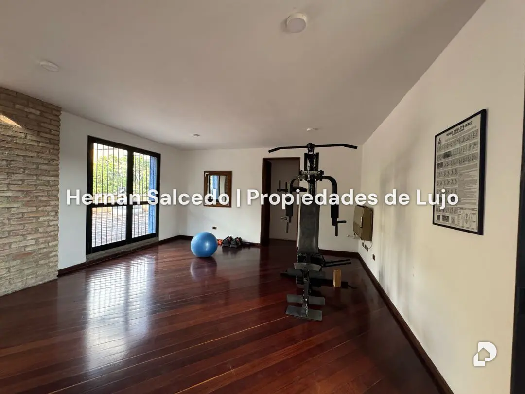 Casa en Los Chorros, Caracas – 24