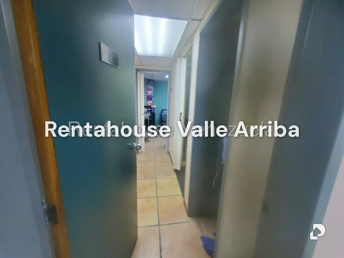 Office in El Recreo, Caracas – 8