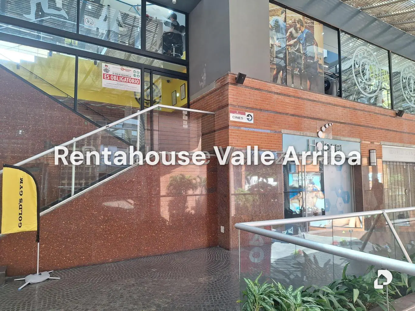 Local comercial en La Castellana, Caracas – 4
