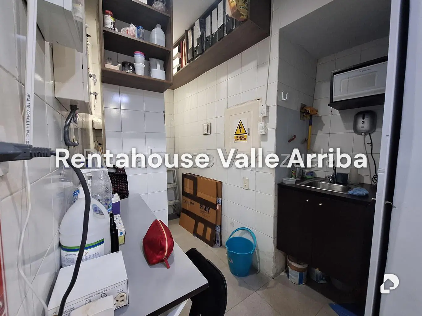 Local comercial en La Castellana, Caracas – 10