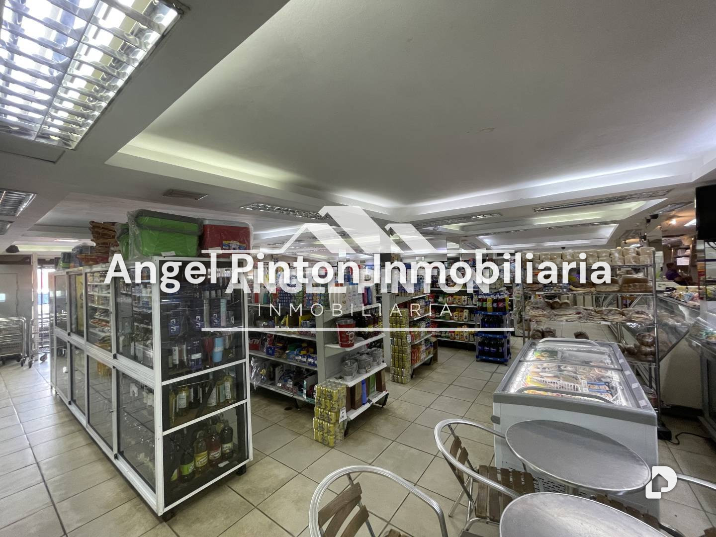 Local comercial en Avenida Universidad, Maracaibo – 14