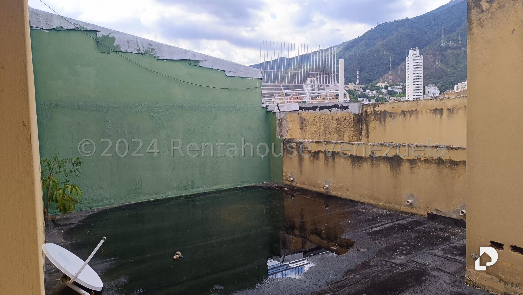 Apartamento en Las Palmas, Caracas – 28