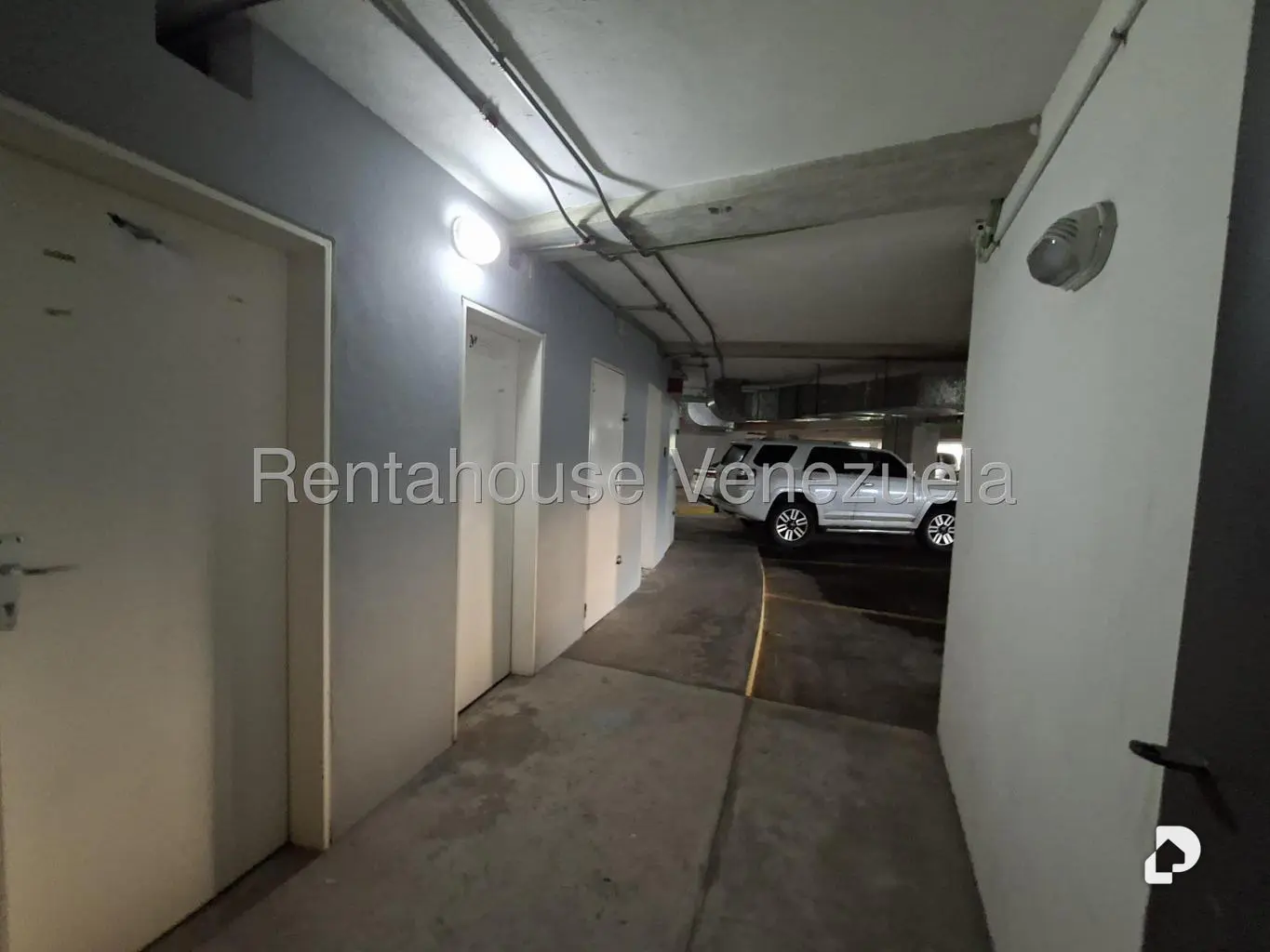 Apartamento en Loma Linda, Caracas – 18
