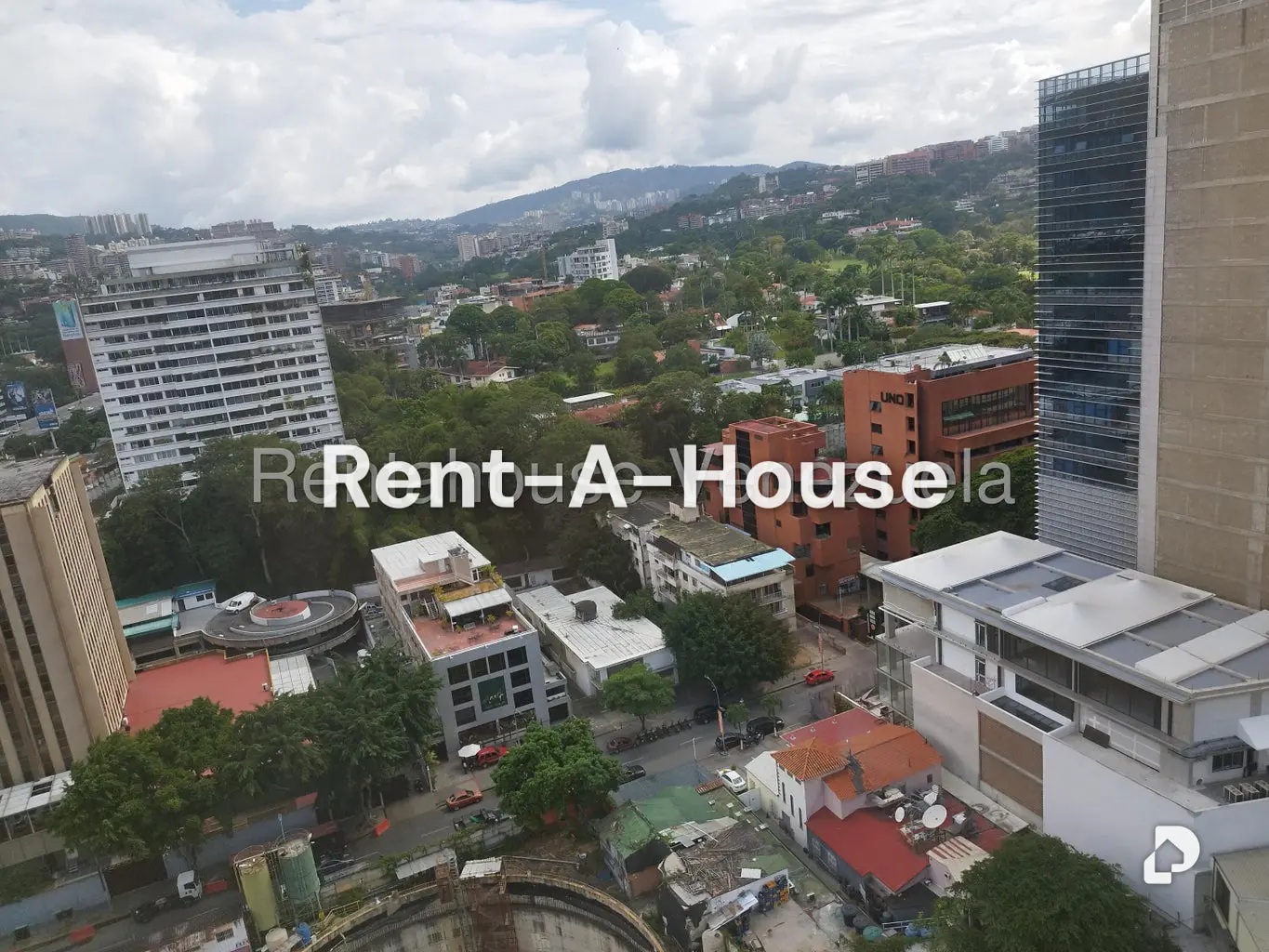 Oficina en Las Mercedes, Caracas – 14