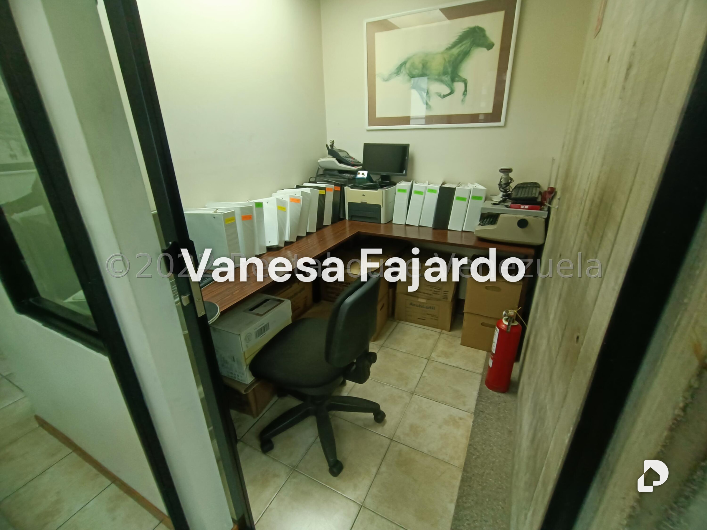 Oficina en El Bosque, Caracas – 15