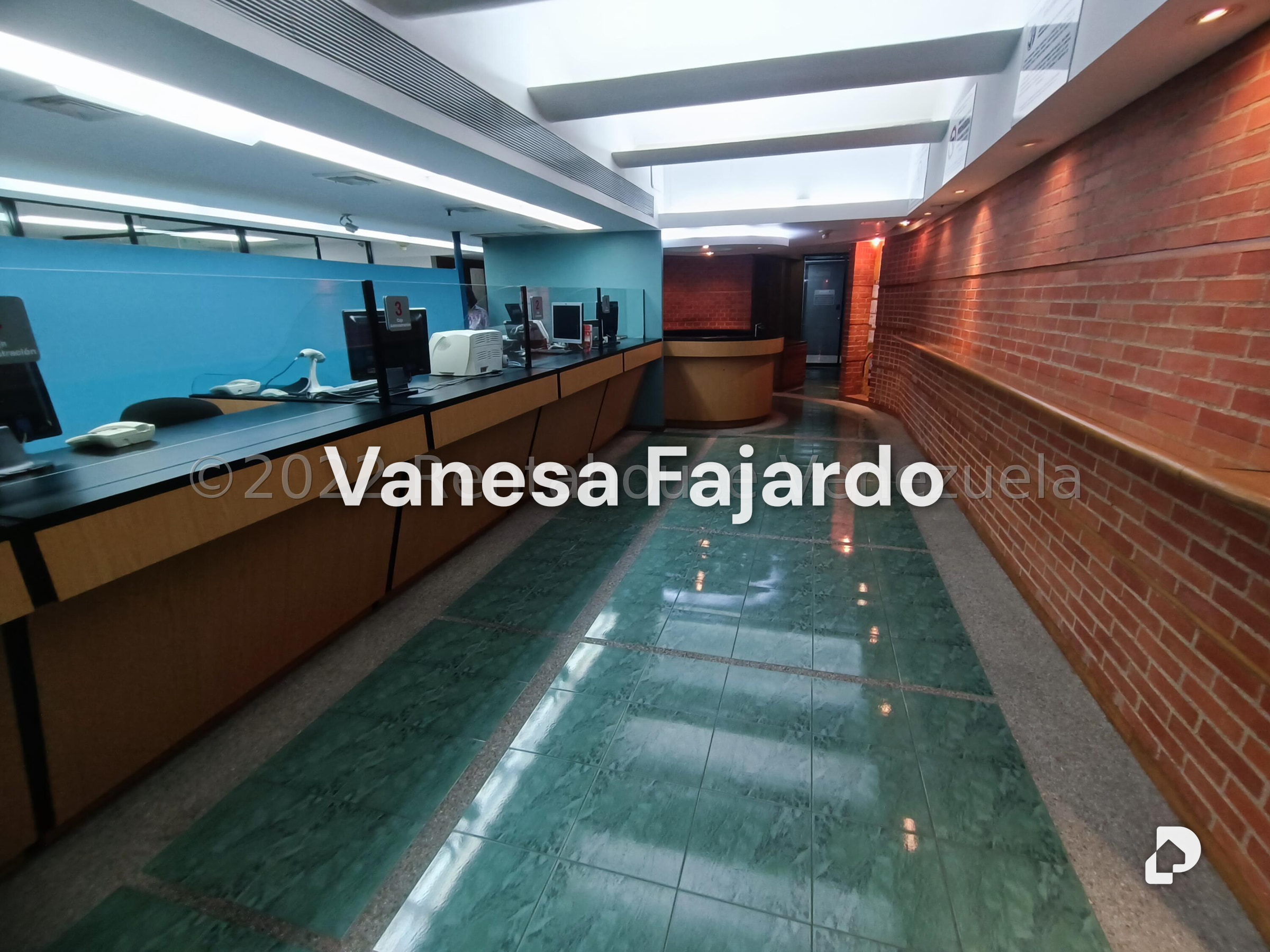 Oficina en El Bosque, Caracas – 8