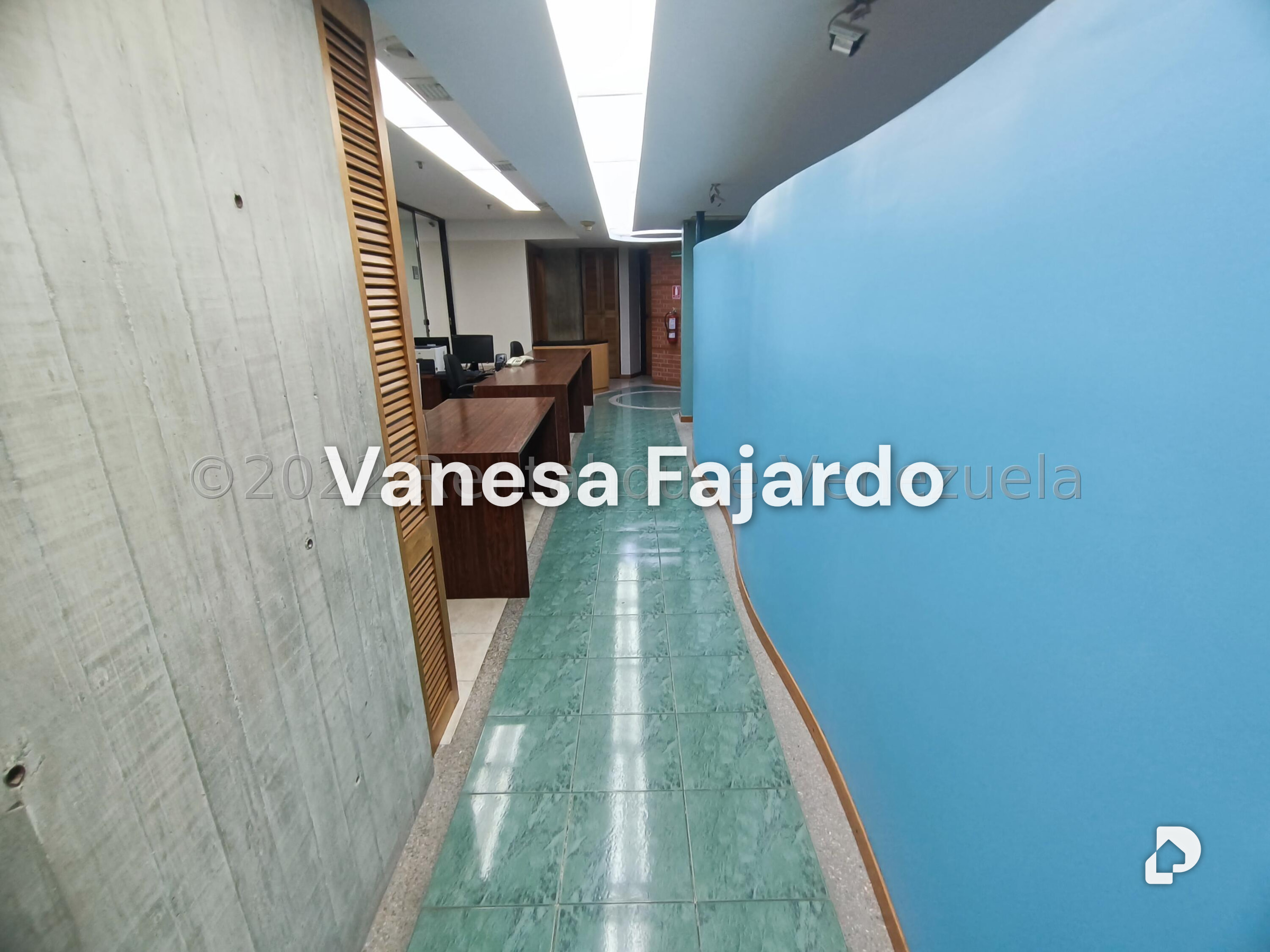 Oficina en El Bosque, Caracas – 14