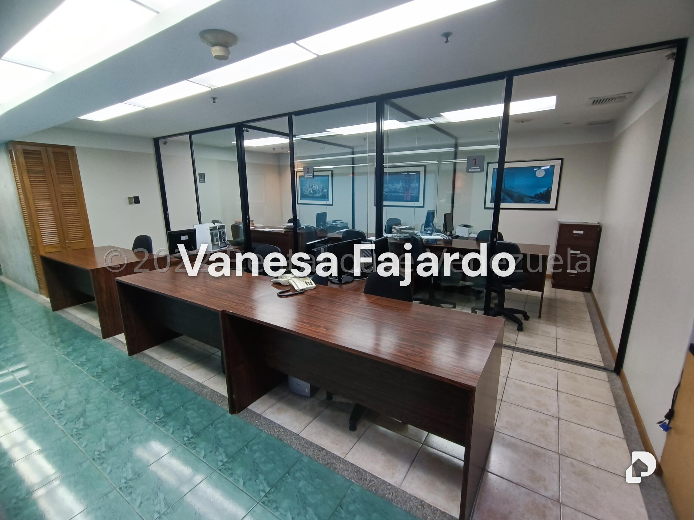 Oficina en El Bosque, Caracas – 10