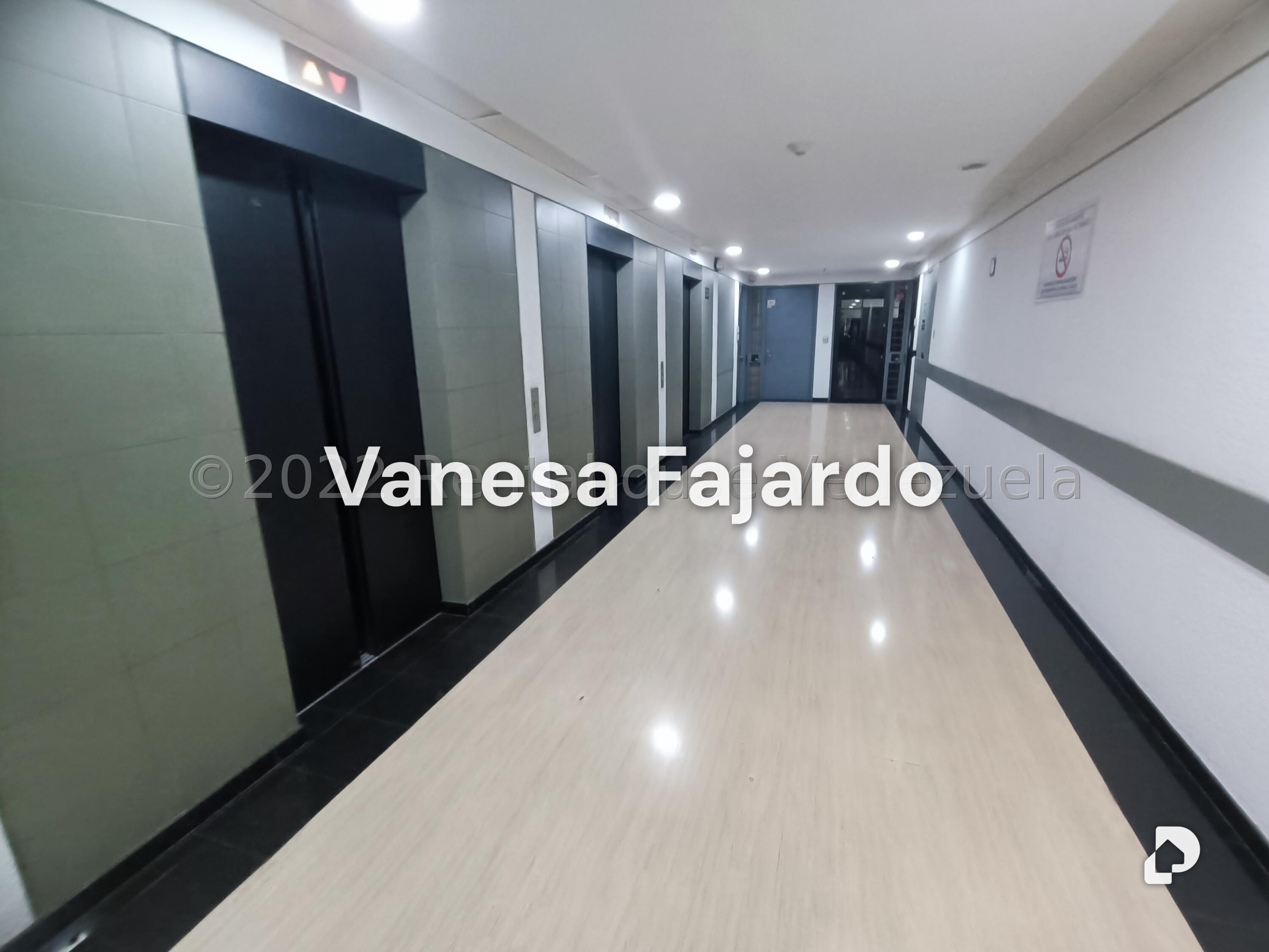 Oficina en El Bosque, Caracas – 3
