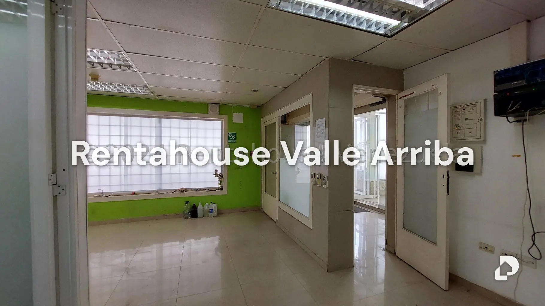 Local comercial en Los Chaguaramos, Caracas – 3