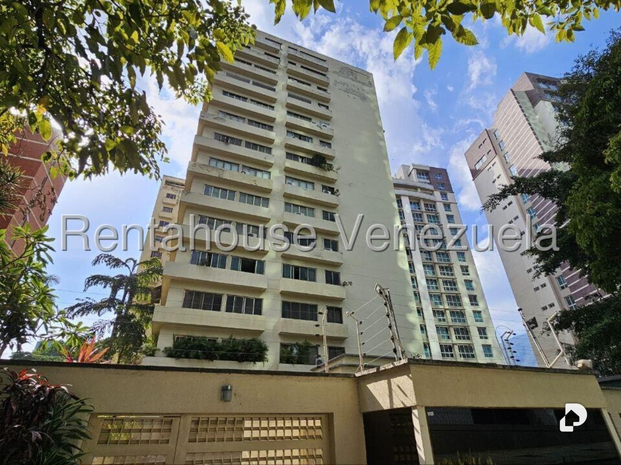 Apartamento en Campo Alegre, Caracas – 1