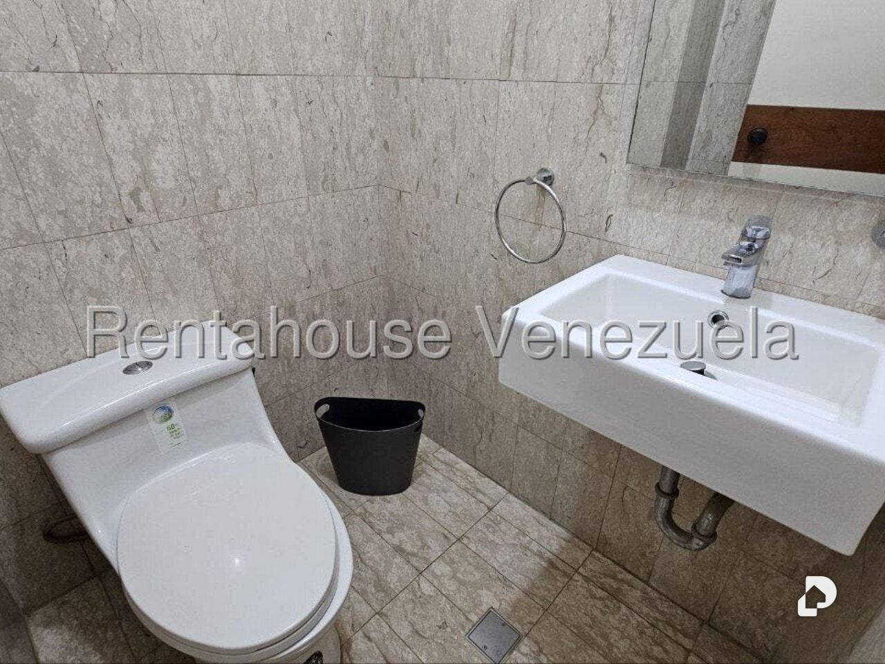 Apartamento en Campo Alegre, Caracas – 11