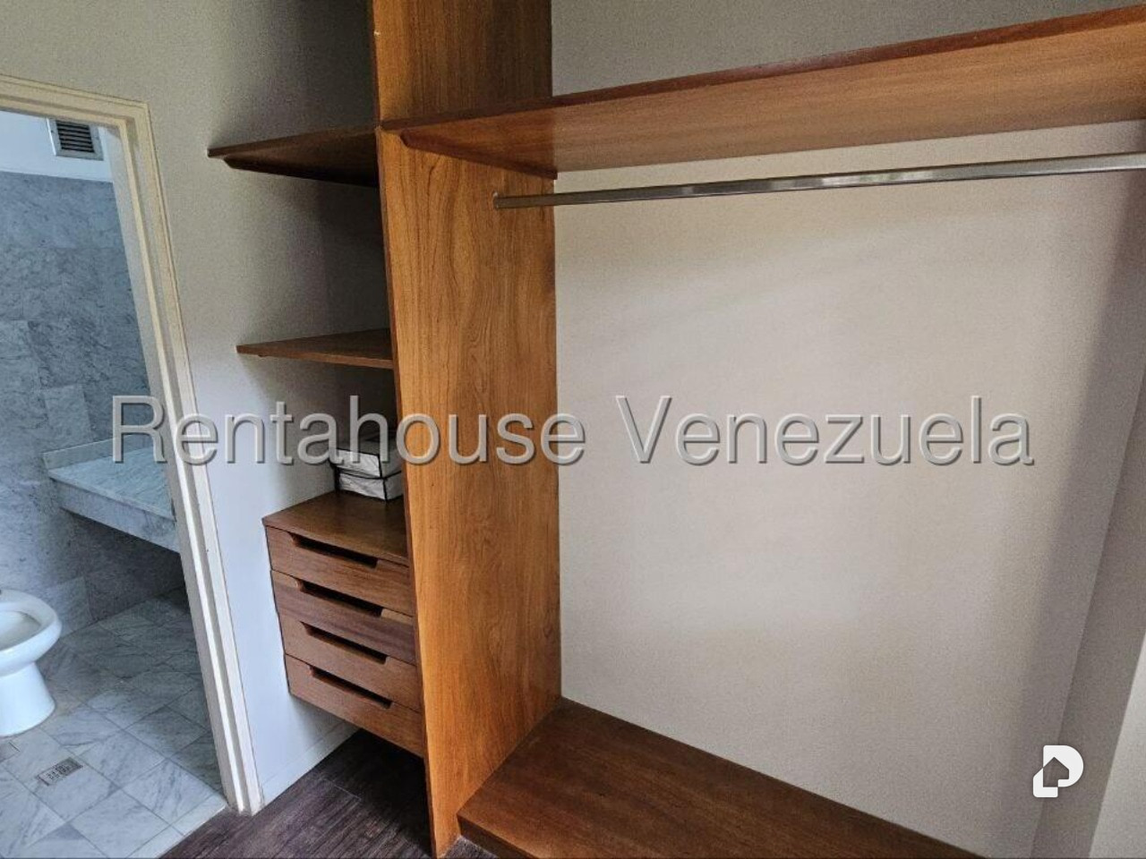 Apartamento en Campo Alegre, Caracas – 10