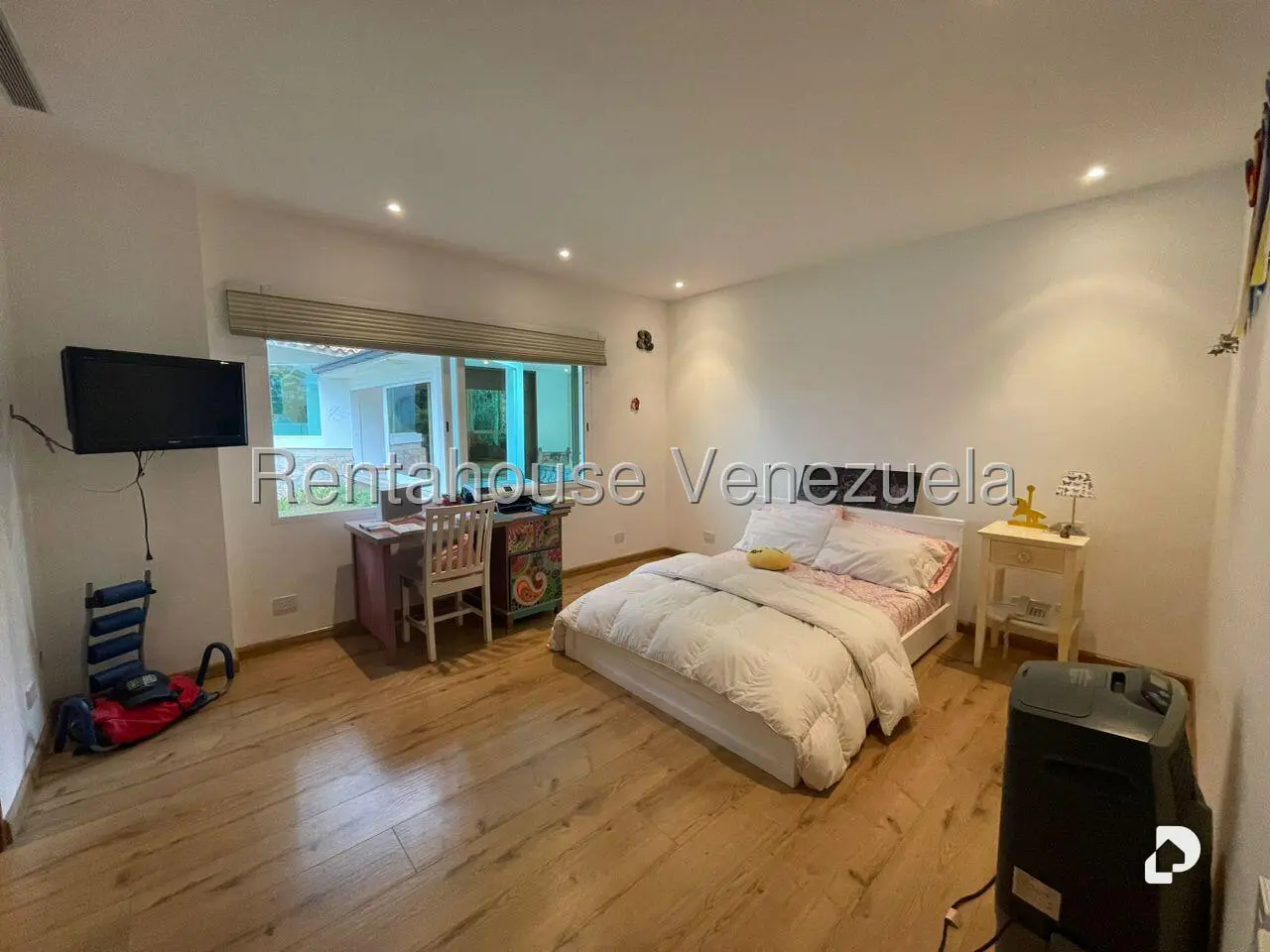 Casa en Alto Hatillo, Caracas – 21