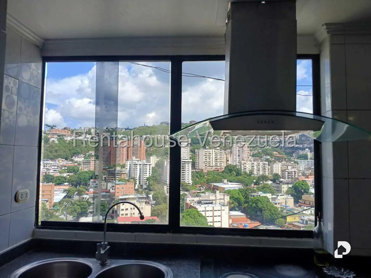 Apartamento en Los Chaguaramos, Caracas – 9