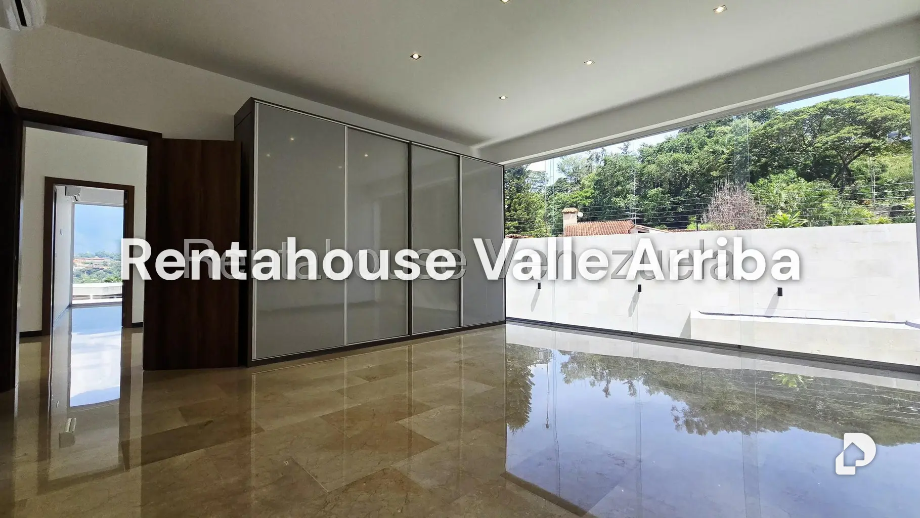 Casa en Prados del Este, Caracas – 30