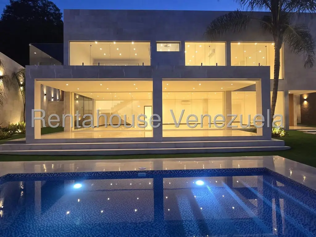 House in Prados del Este, Caracas - 1