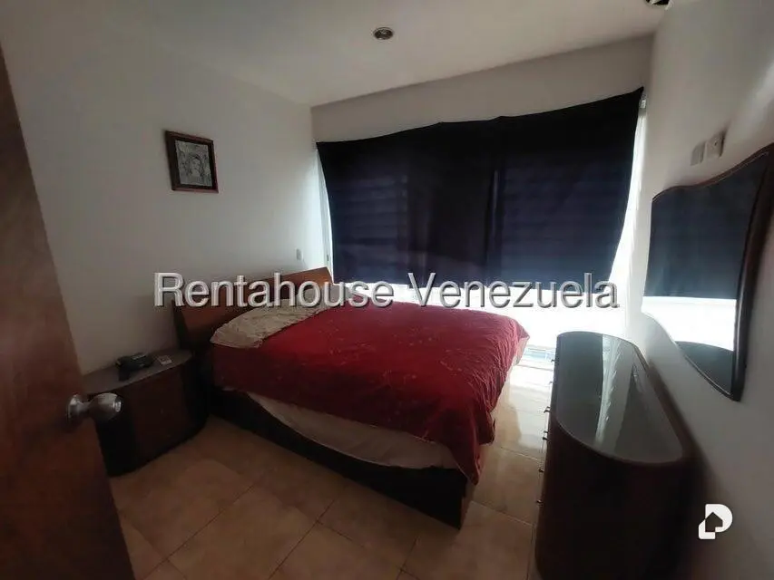 Apartamento en San Bernardino, Caracas – 16