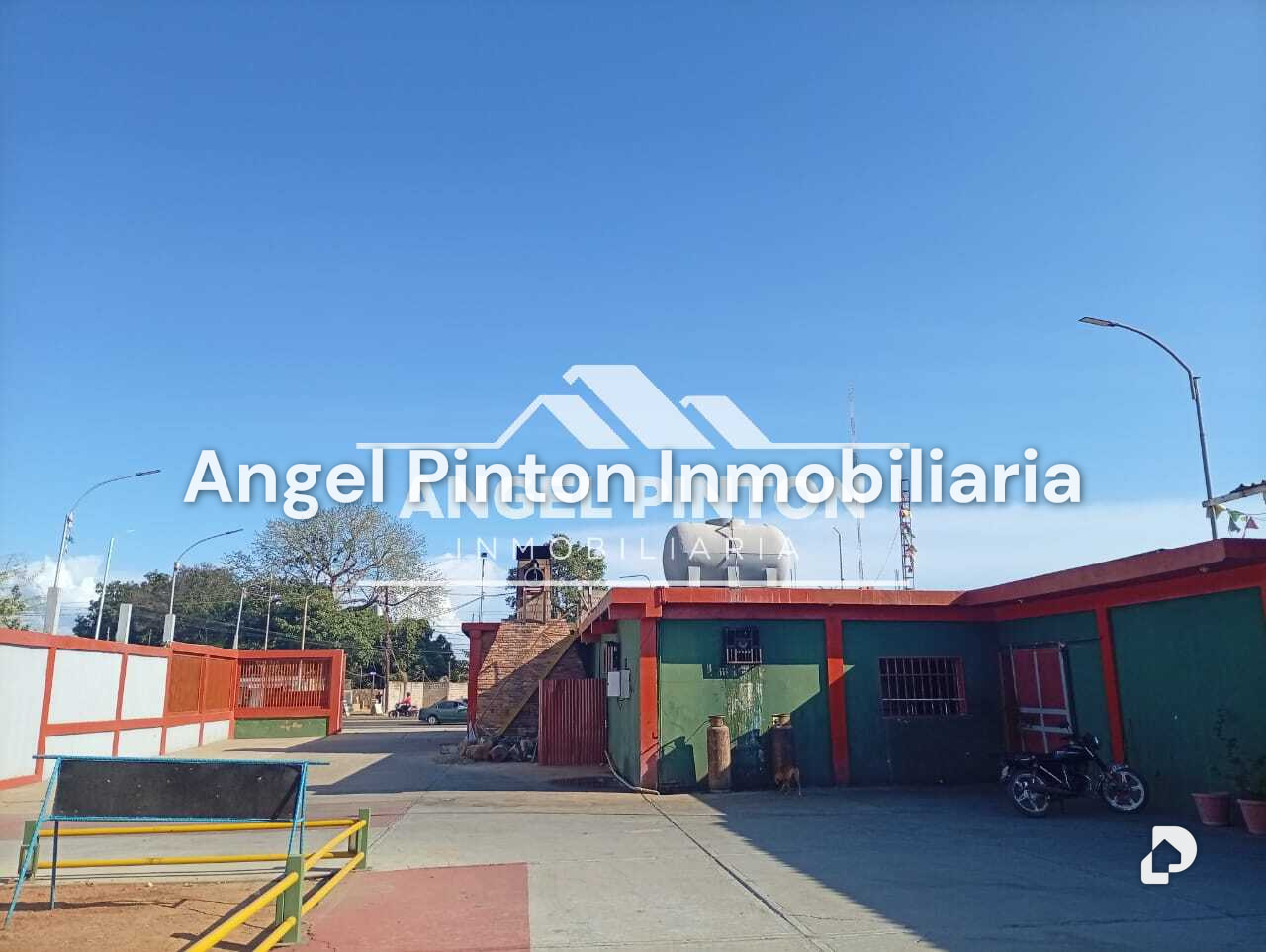 Local comercial en Km 8 Via Perijá, San Francisco – 6