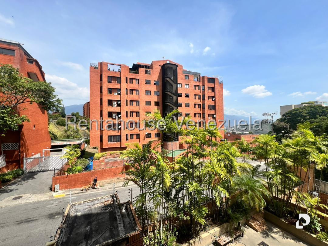 Apartamento en Colinas de Valle Arriba, Caracas – 28