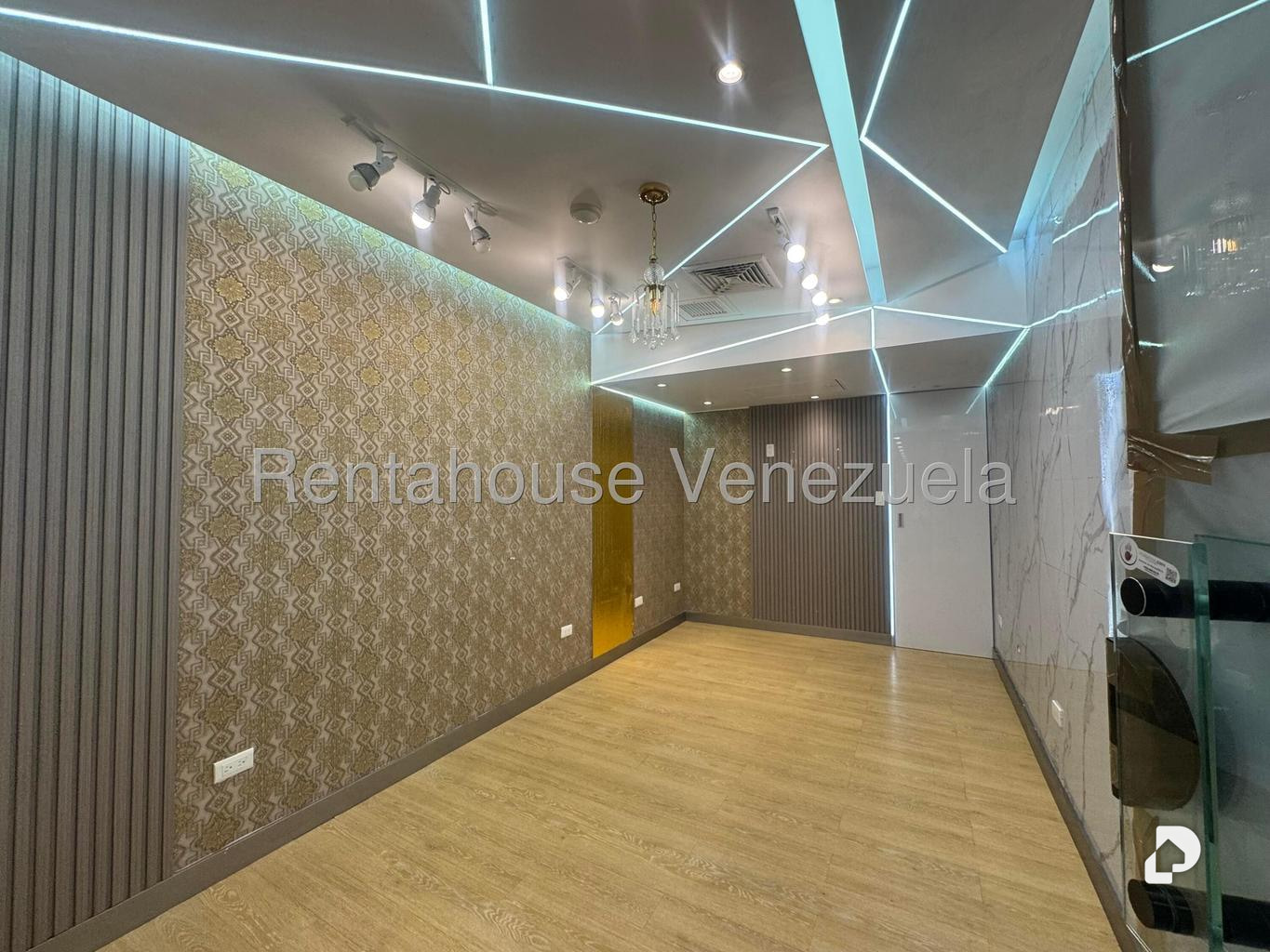 Commercial space in Santa Fe Norte, Caracas – 15