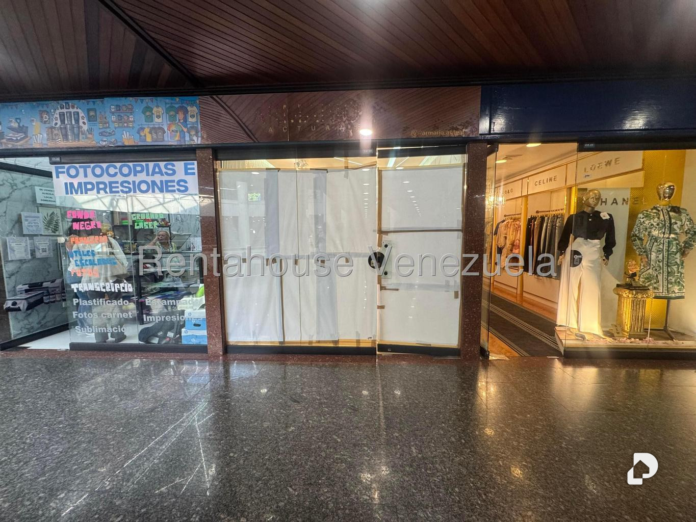 Commercial space in Santa Fe Norte, Caracas – 6