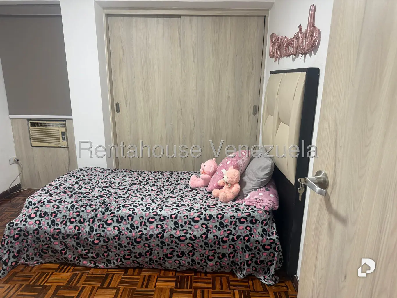 Apartamento en La Urbina, Caracas – 26