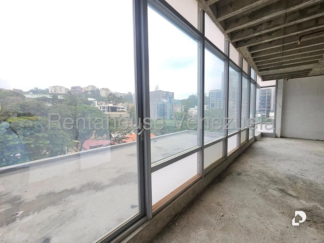 Oficina en Las Mercedes, Caracas