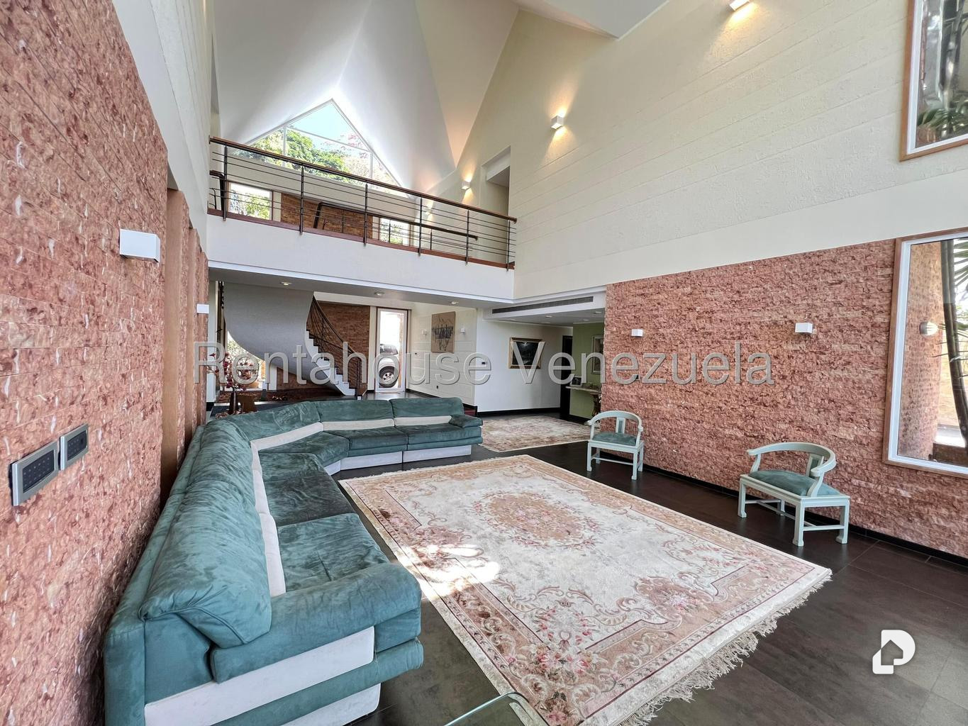 Casa en La Lagunita Country Club, Caracas – 18