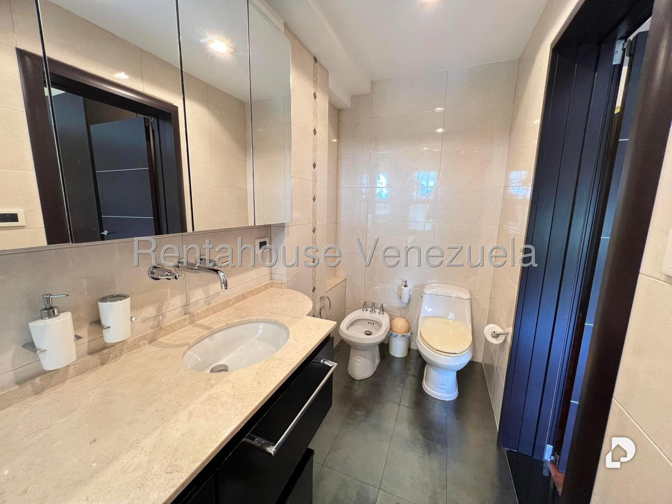 Casa en La Lagunita Country Club, Caracas – 46