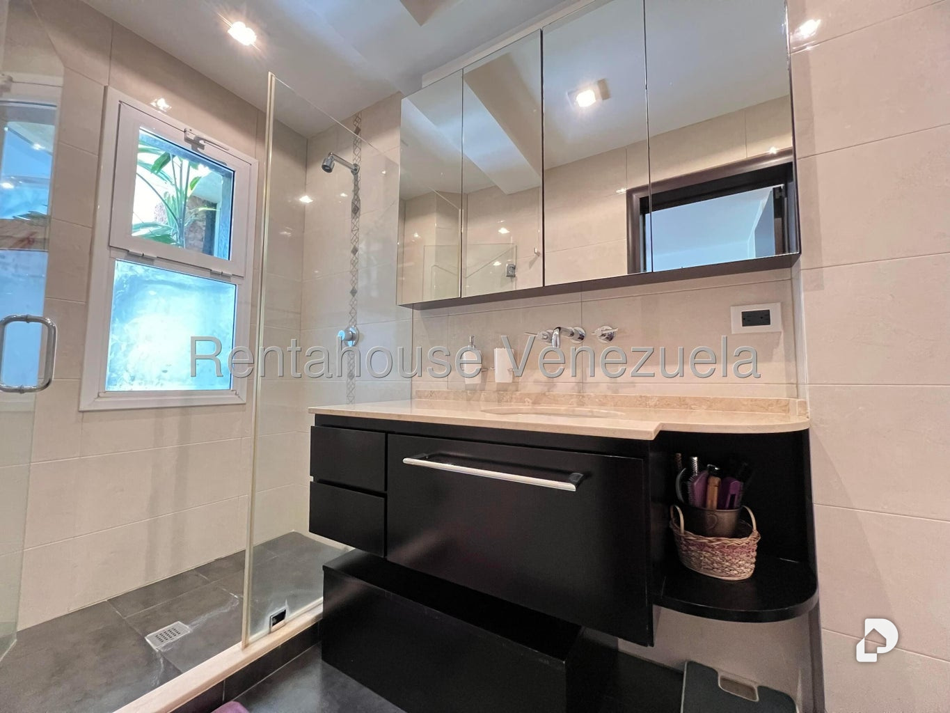 Casa en La Lagunita Country Club, Caracas – 43