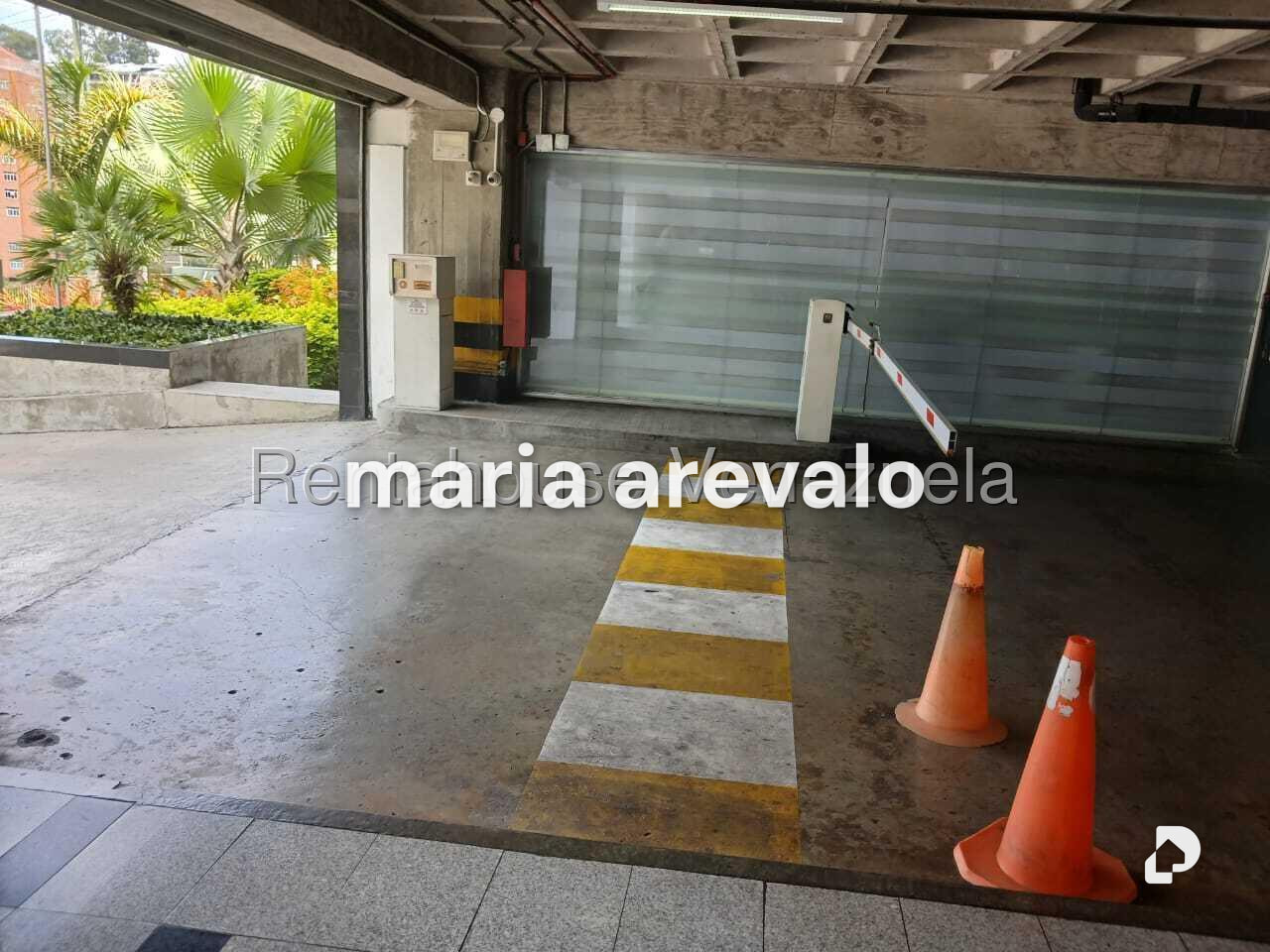 Local comercial en La Trinidad, Caracas – 29