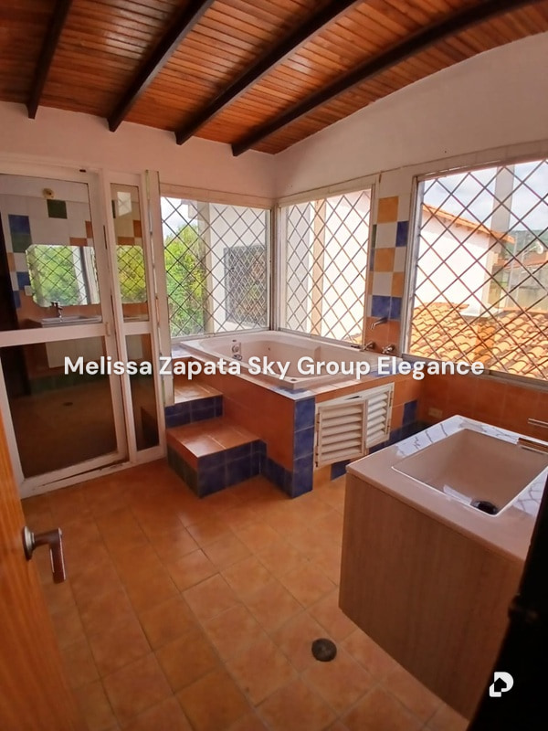 Casa en Petimora Iii, Barquisimeto – 12