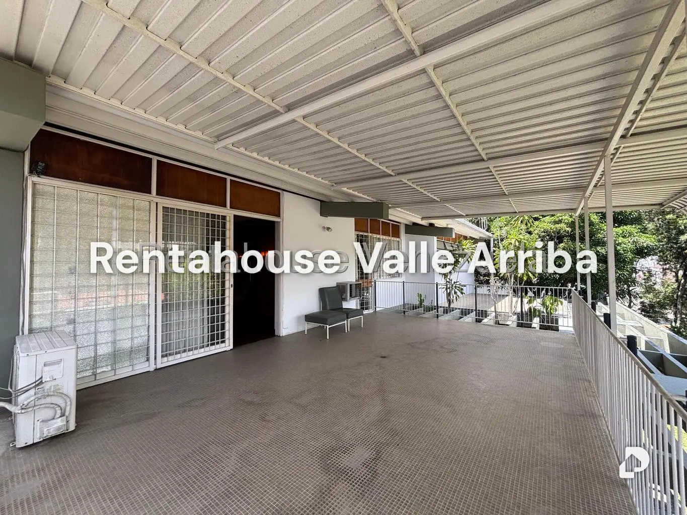 House in Loira, Caracas – 20