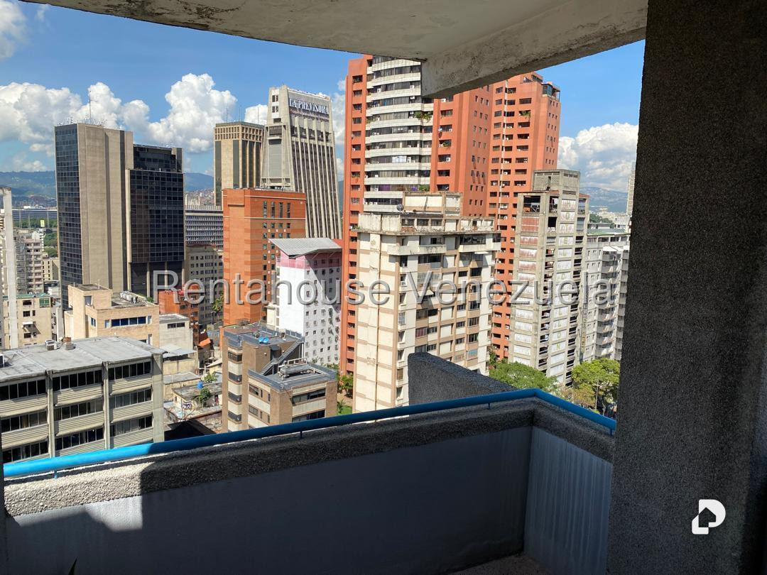 Oficina en Los Cedros, Caracas – 21