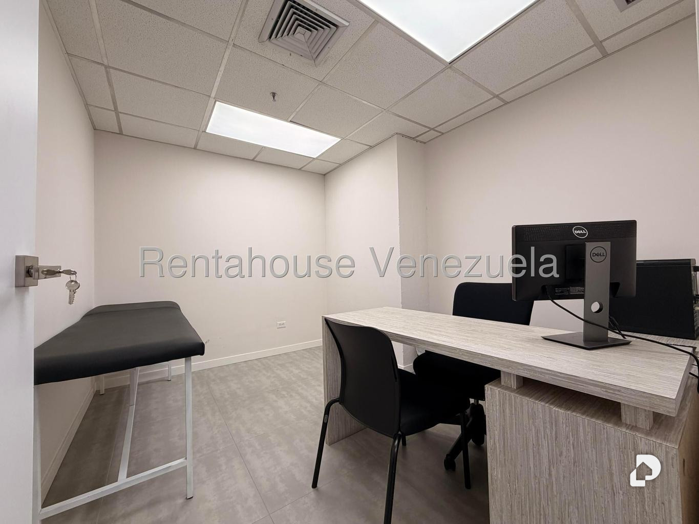Oficina en Las Mercedes, Caracas