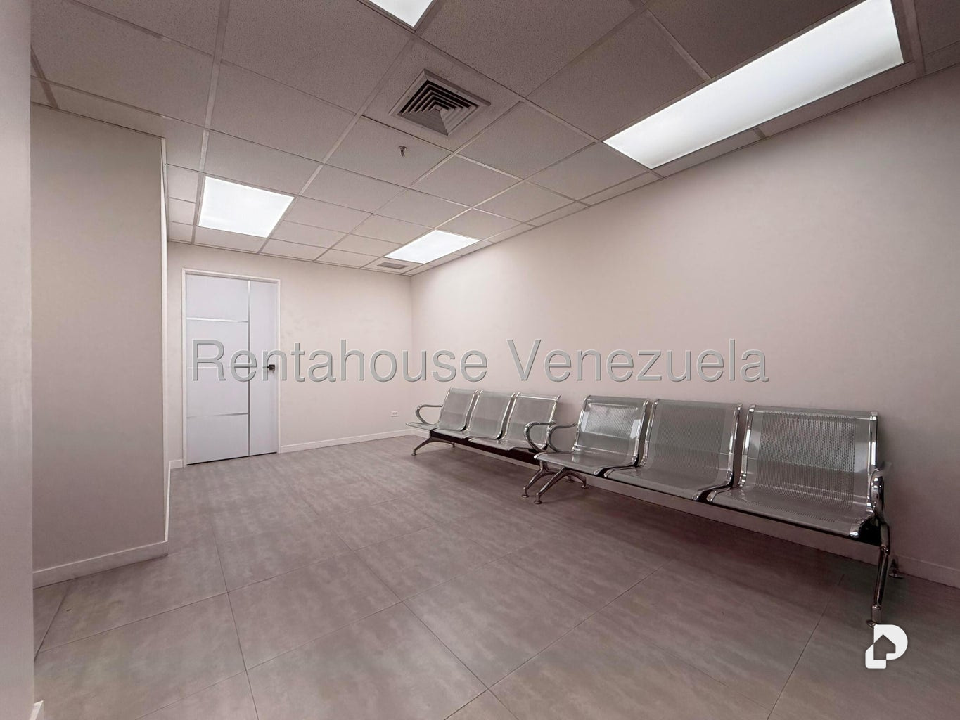 Oficina en Las Mercedes, Caracas
