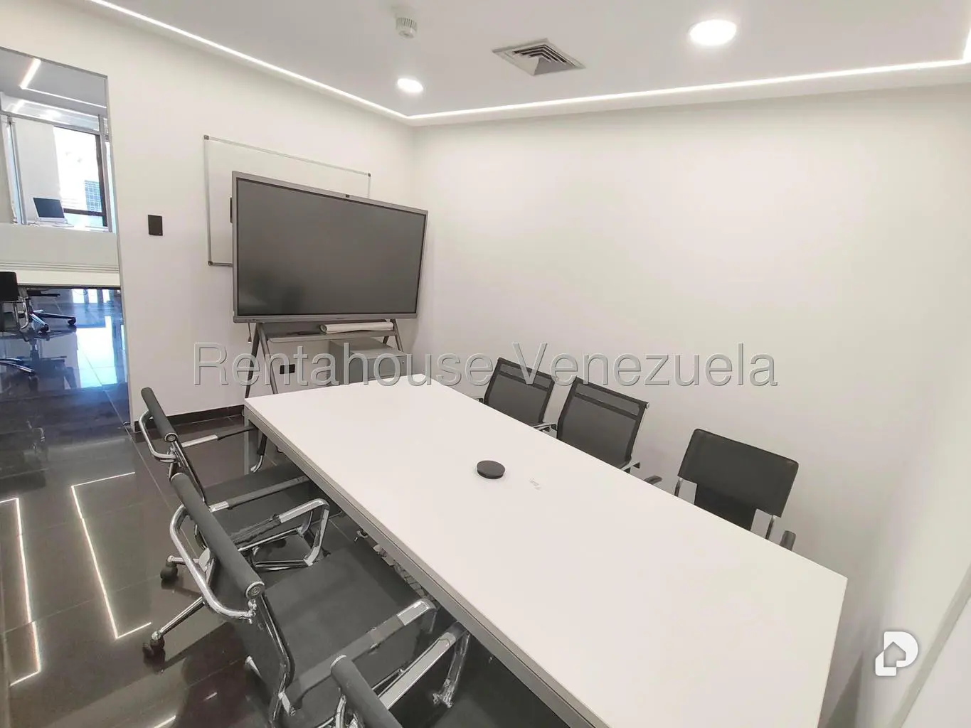 Oficina en Chuao, Caracas – 4
