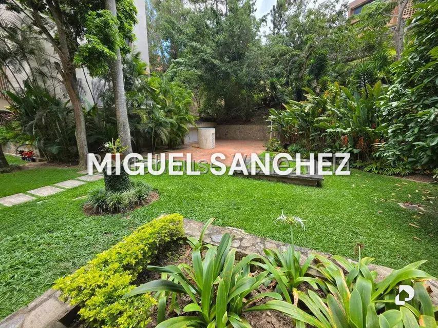 Apartamento en Los Naranjos, Caracas – 28