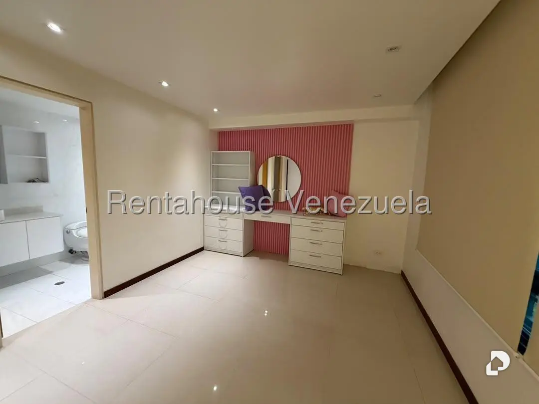 Apartamento en Lomas del Sol, Caracas – 28