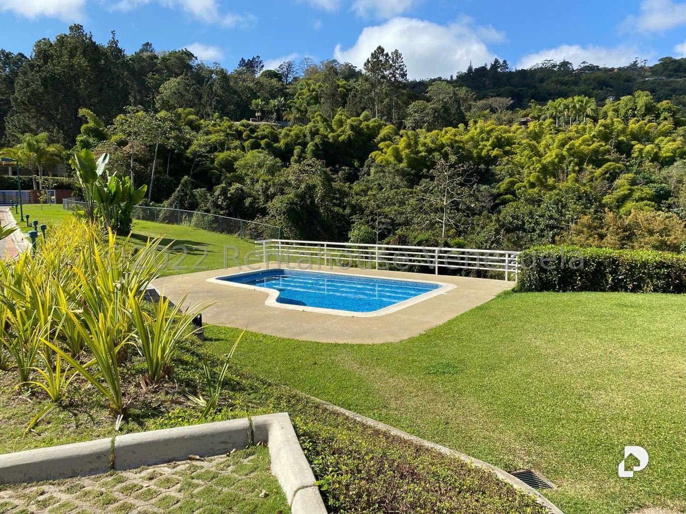 Apartamento en Oripoto, Caracas – 20