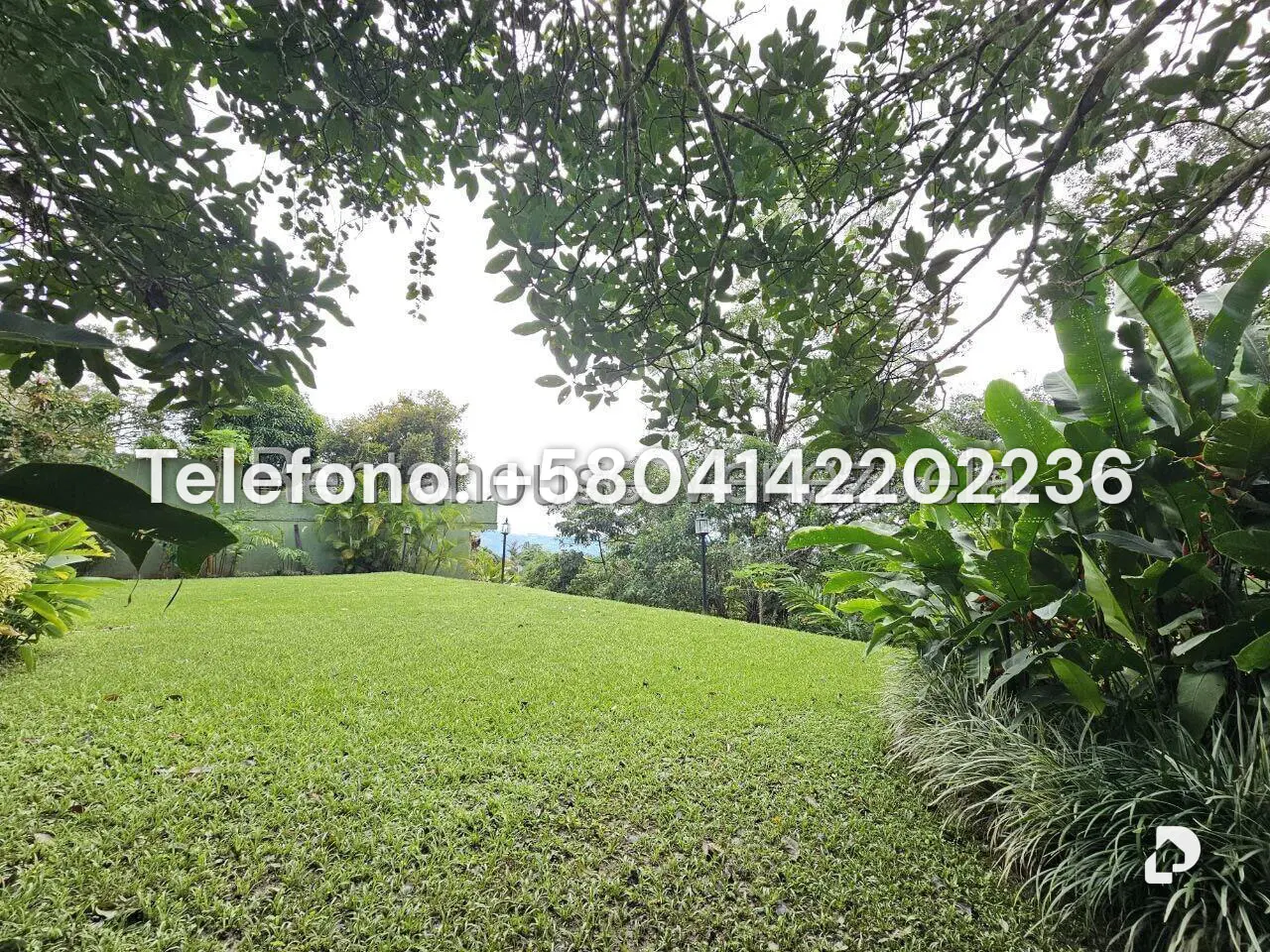 House in La Lagunita Country Club, Caracas – 53