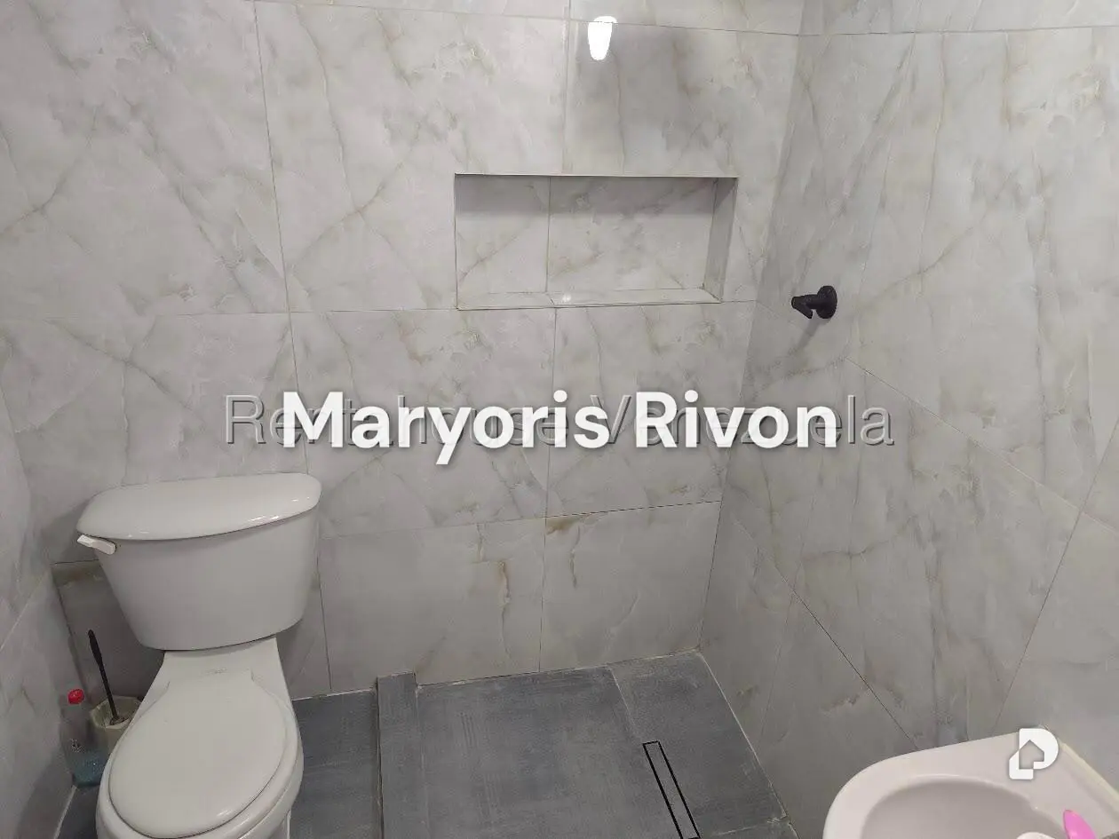 Apartamento en Parroquia Santa Teresa, Caracas – 26
