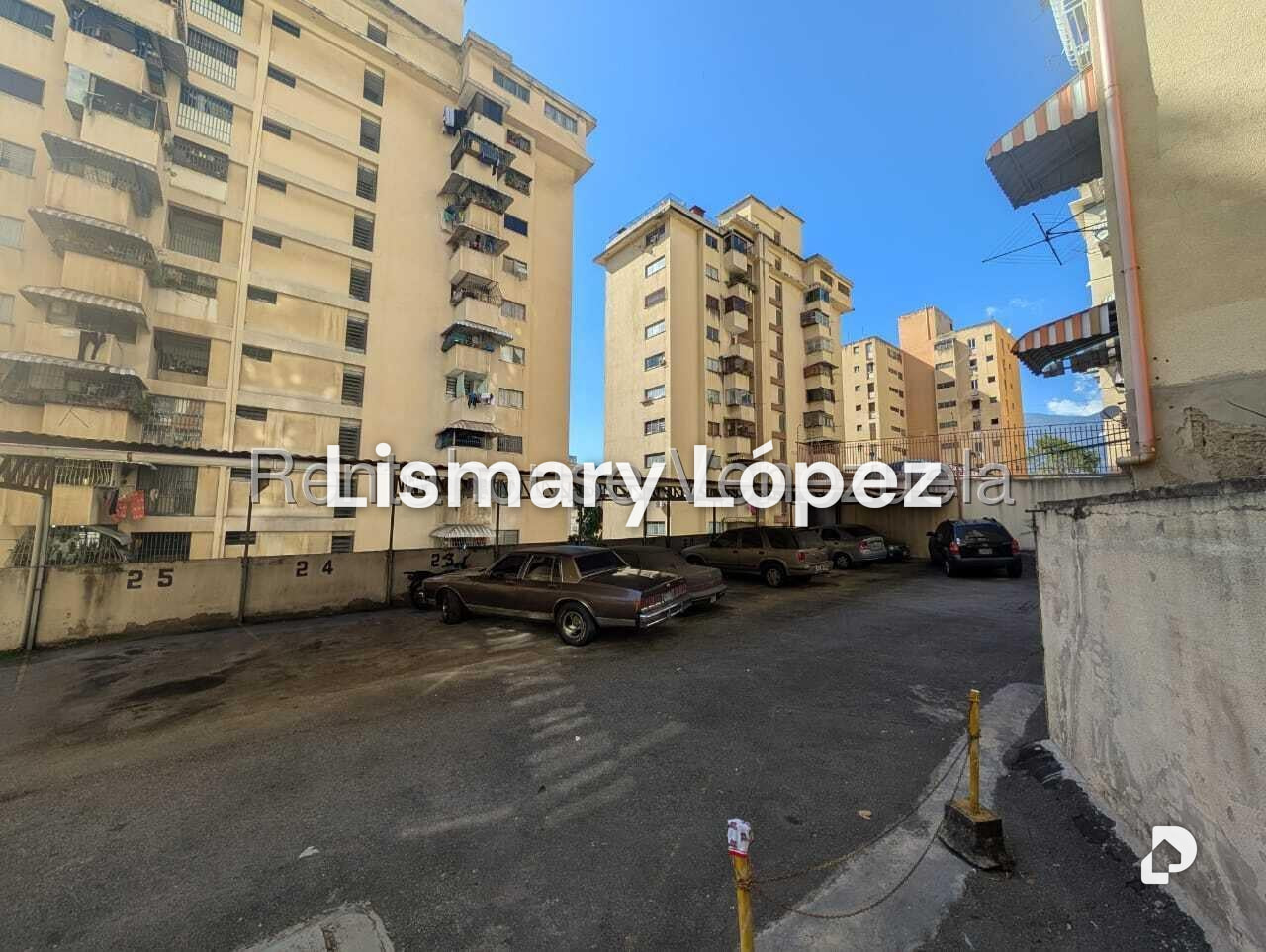 Apartamento en Santa Mónica, Caracas – 11