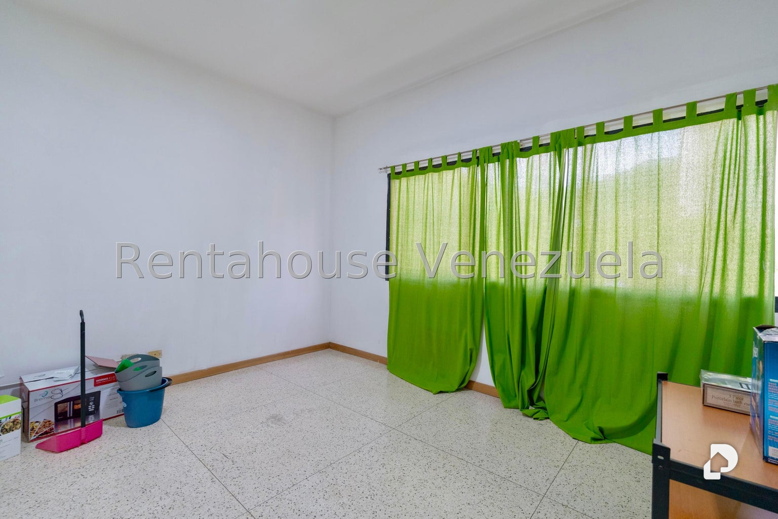 Casa en Los Naranjos de las Mercedes, Caracas – 28