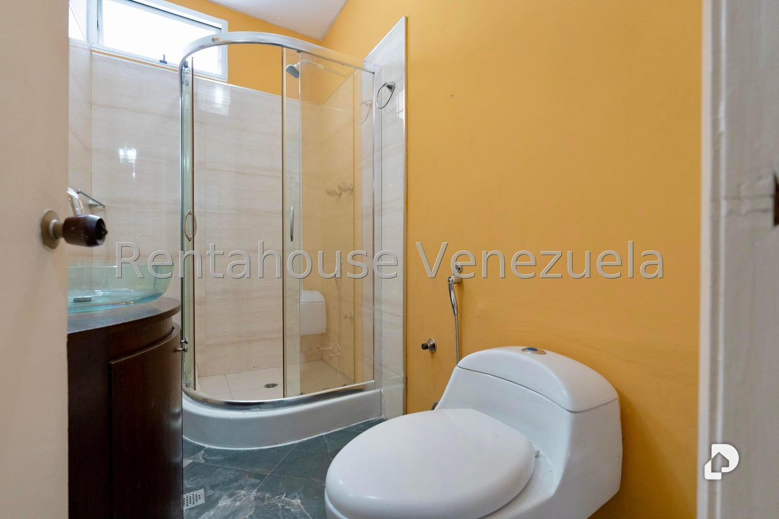 Casa en Los Naranjos de las Mercedes, Caracas – 26